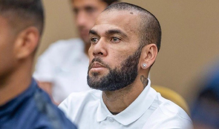 Neymar doa R$ 800 mil e cede advogado para defender Daniel Alves na Espanha…Ver mais